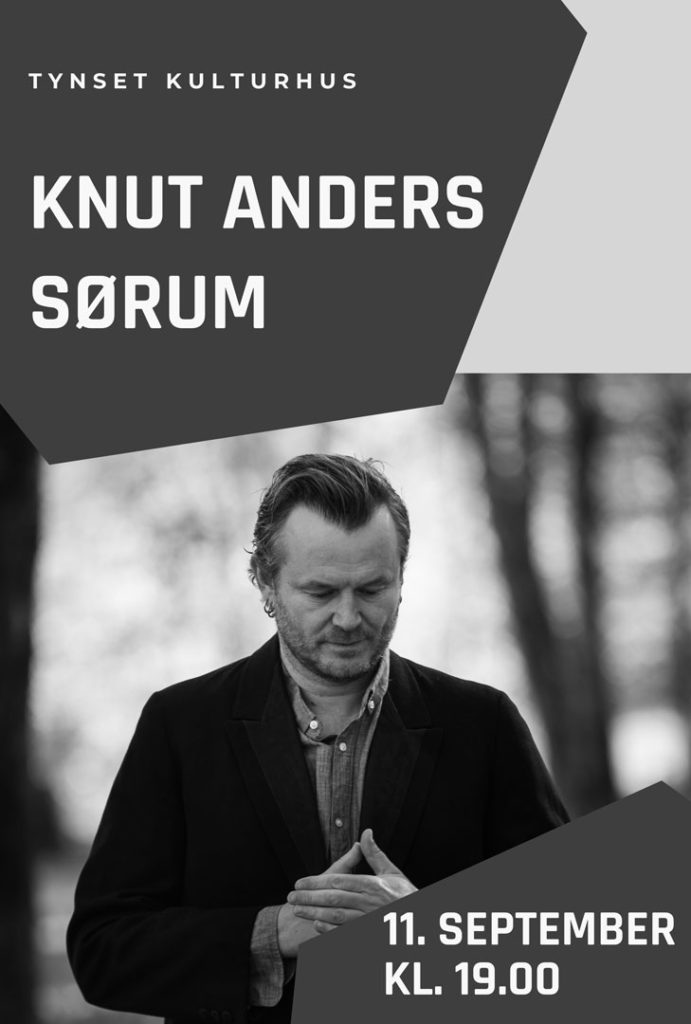 Knut Anders Sørum i svart-hvittbilde og navnet skrevet over
